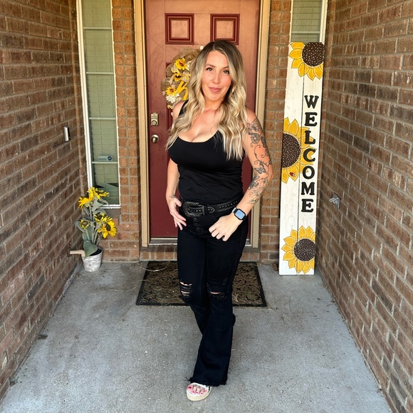 Meet your posher Jessica - Picture 1 of 16